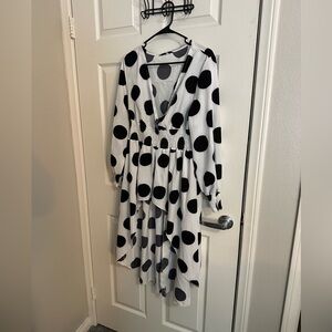 Ladies Blk/White Poka Dot Dress
